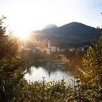 Haus Sonnblick Chalet *